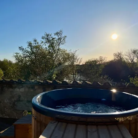 Gæstehus Les Terrasses De - - Piscine Et Jacuzzi Bélarga