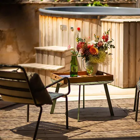Les Terrasses De - - Piscine Et Jacuzzi